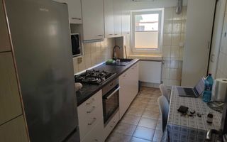 Apartament 4 camere Cetate cu vedere la parcul Unirii - Poză 2