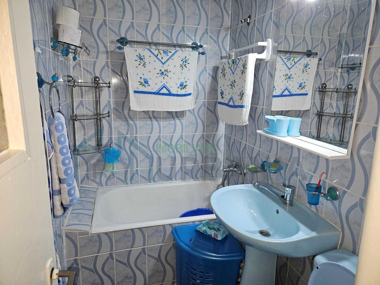 Apartament cu 3 camere, zona Alexandru cel Bun, Iași - Poză 3