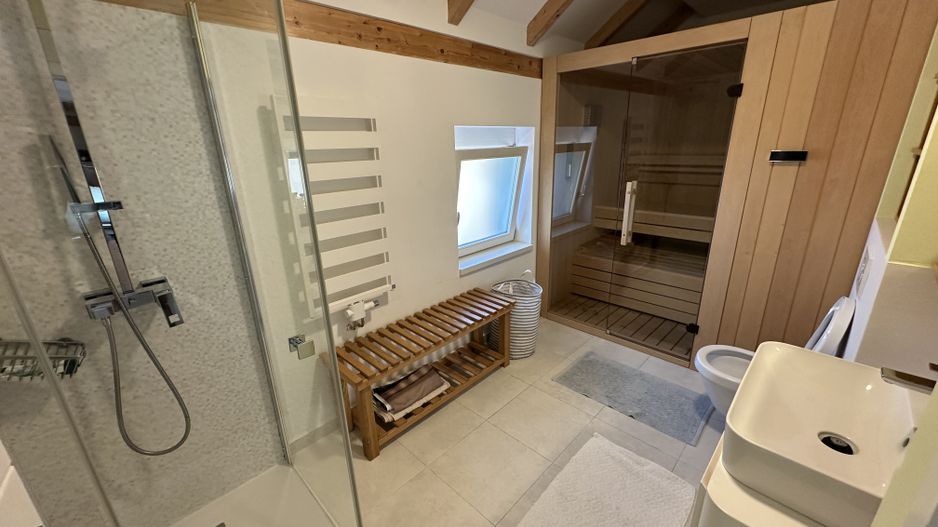 Casa individuala cu piscina aproape de British School - Poză 40