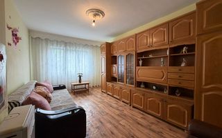 Apartament cu 2 camere decomandat, etaj intermediar, zona Center Nemes - Poză 1