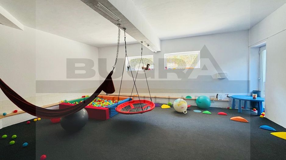 Casa individuala 450 mp, teren 1500 mp, 10 locuri parcare, Grand Hotel - Poză 11