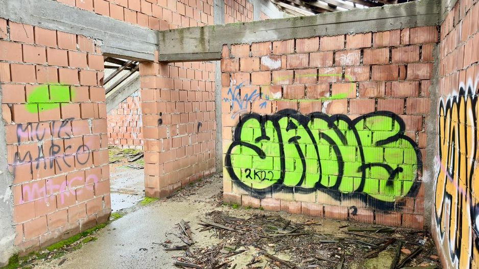 Vila Individuala S+P+1+M cu Teren 1000mp langa Padure - Balotesti - Poză 41