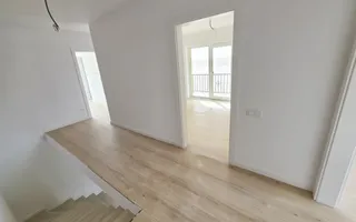 1/2 Duplex finisat la cheie, 4 camere, 317 mp teren, zona Centru - Poză 11