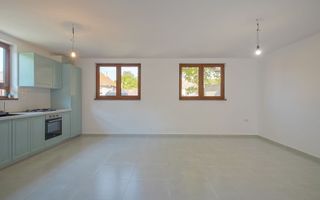 Casa perfecta cu grădină de 1100mp, acces la râu și transport in comun - Poză 2