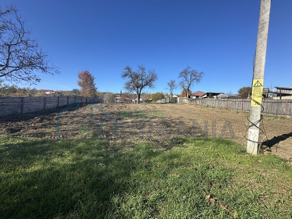 Teren intravilan de vanzare, Ciurea, Iasi – 1560 mp, utilitati complete - Poză 1