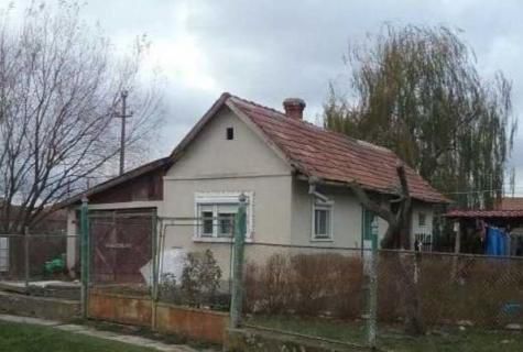 casa si teren Borumlaca judet Bihor - Poză 3