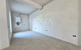 Casa generoasa cu 5 camere, 2 bai, dressing si parcare – Sura Mica - Poză 14