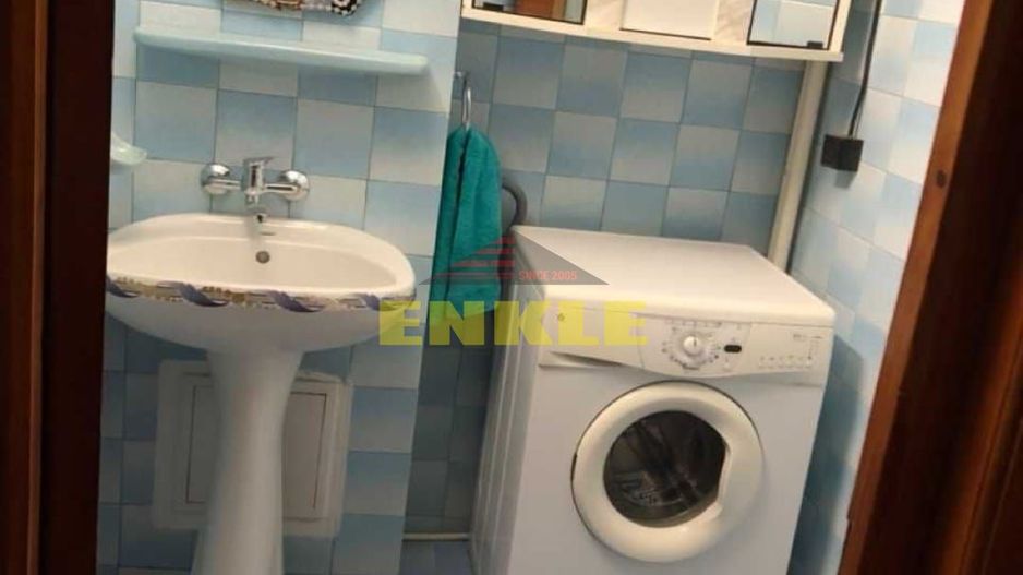 De închiriat apartament 4 camere, zona Marchian - Poză 8