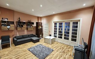 Proprietate in vila, etaj, partial renovat - Pasajul Unirii - 154 mp - Poză 2