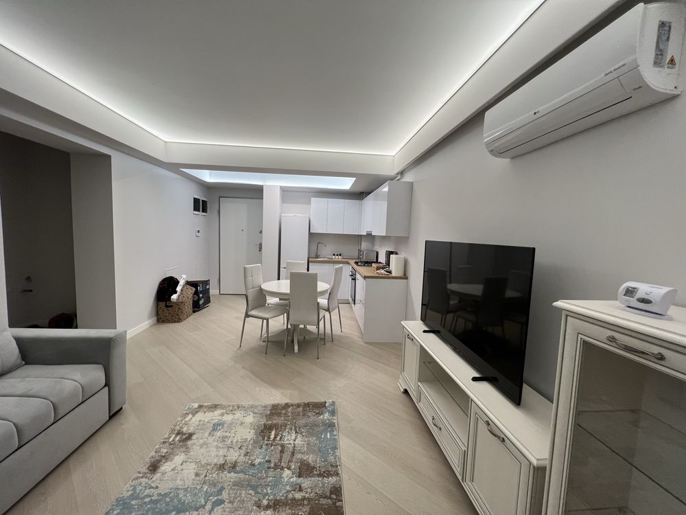 Apartament 2 camere de inchiriat Cortina North - Poză 1