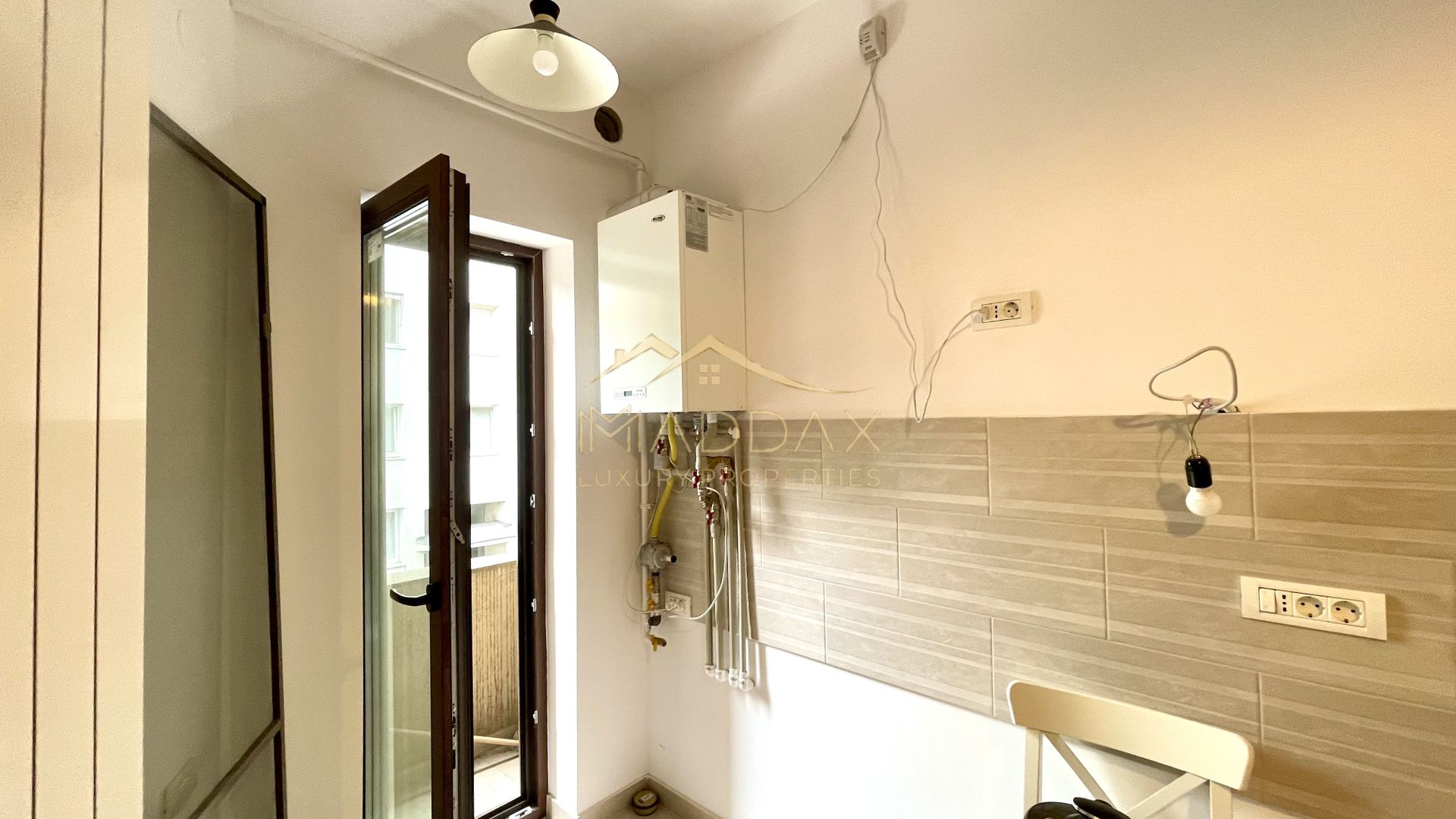 Vila S+P+2=M//Cladire birouri***7 camere//300 mp***Calea Grivitei - Poză 16