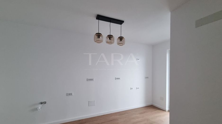 Apartament modern 2 camere cu terasă spațioasă – Iris, zona Terapia - Poză 1