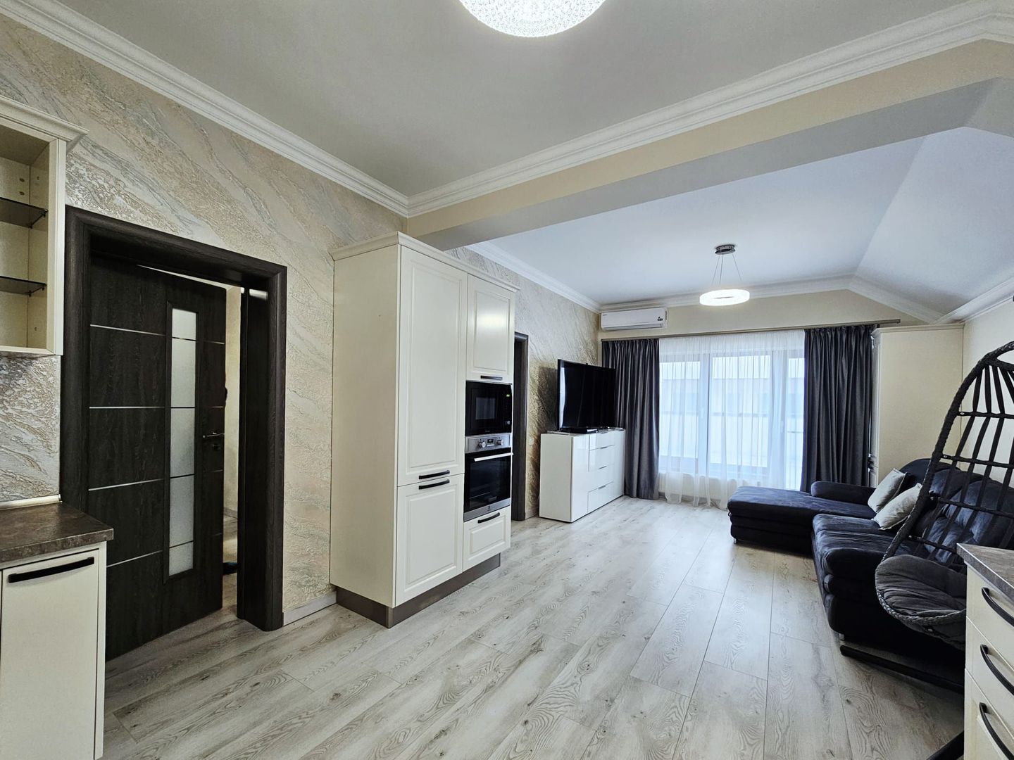 Apartament 2 camere de vanzare Brasov Tractorul terasa mare - Poză 3