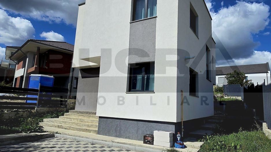Casa individuala, finisată, 3 dormitoare, Dezmir - Poză 1