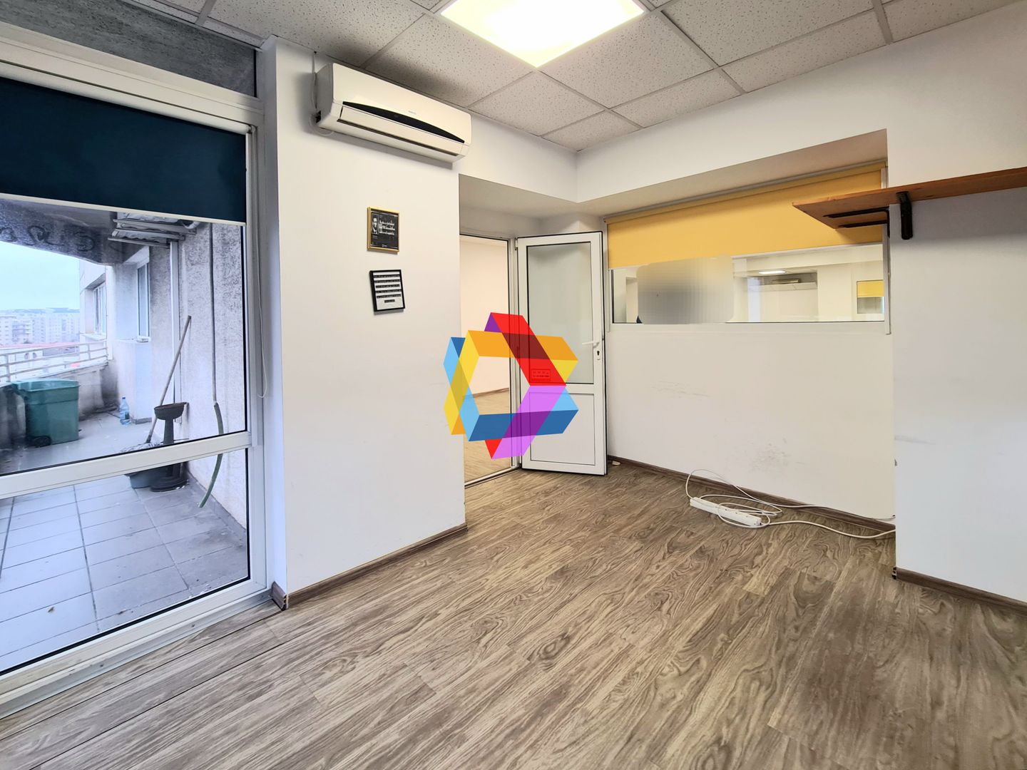 Spatiu birouri de închiriat Brasov - 130 mp  # spatii-comerciale-brasov.ro - Poză 4