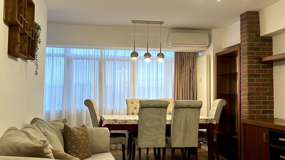 Аpartament 4 camere - zona Mega Mall - Poză 1