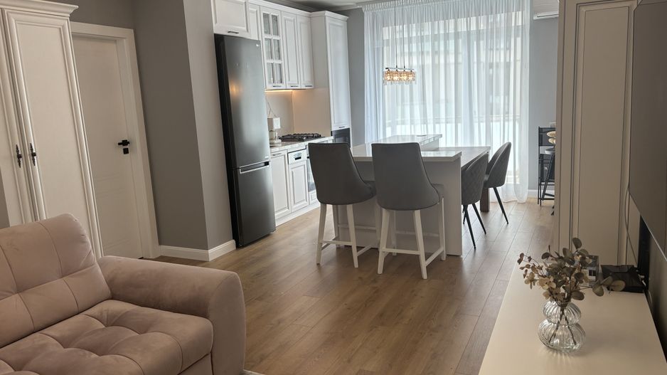 Apartament  Take Ionescu -Vivalia cu parcare subterana - Poză 2