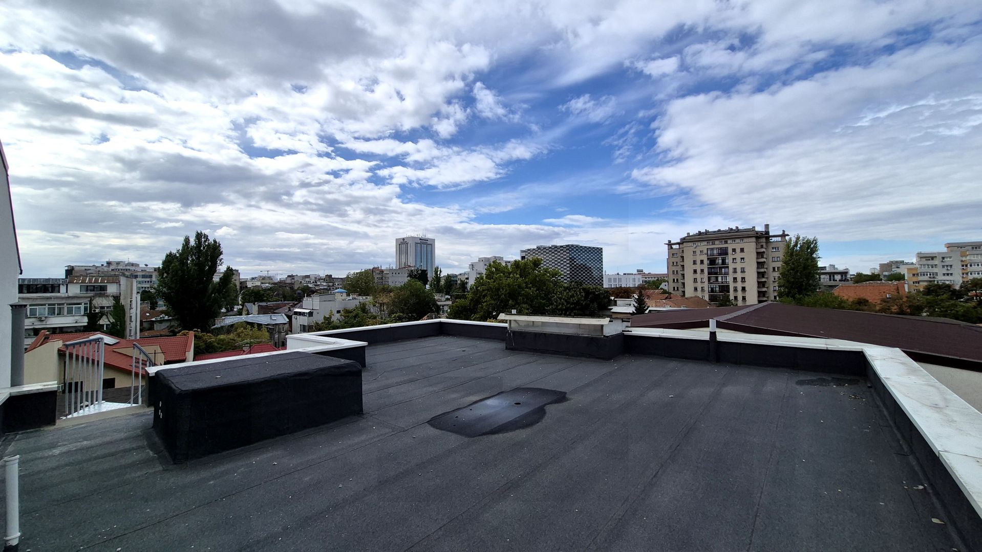 Apartament premium 2 camere 76,70 mp utili + terasa 17,50 mp Polona comision 0% - Poză 3