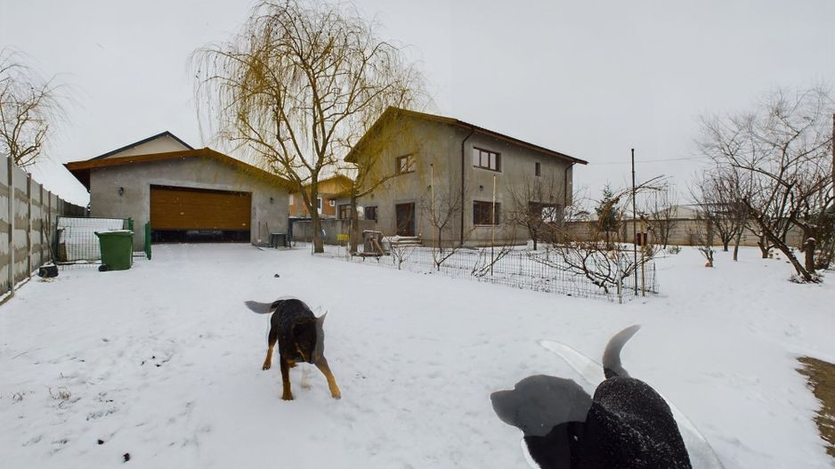 Casă Impresionantă Curte Generoasă Construcție de Calitate Berceni - Poză 19