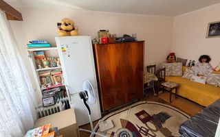 Vanzare apartament cu 4 camere in Micro 13, etaj 3, pret 65 000 euro - Poză 13