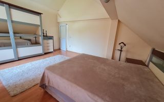 Casă cu teren generos pretabila pentru afacere - Poză 24