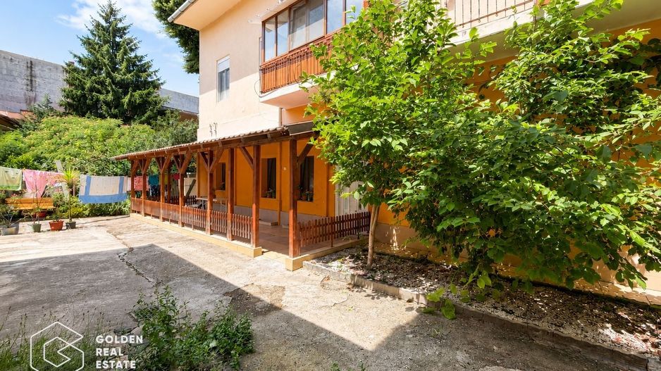 Apartament 2 camere cochet, renovat, curte ingrijita-Piata Catedralei - Poză 9