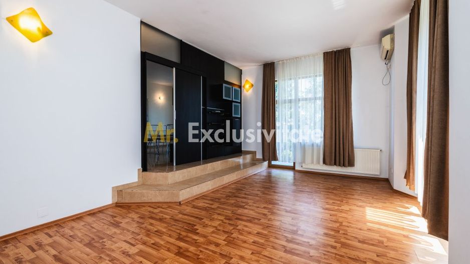 Apartament în vilă - Acces independent - Investiție & business - Nicolae Dobrin - Poză 2