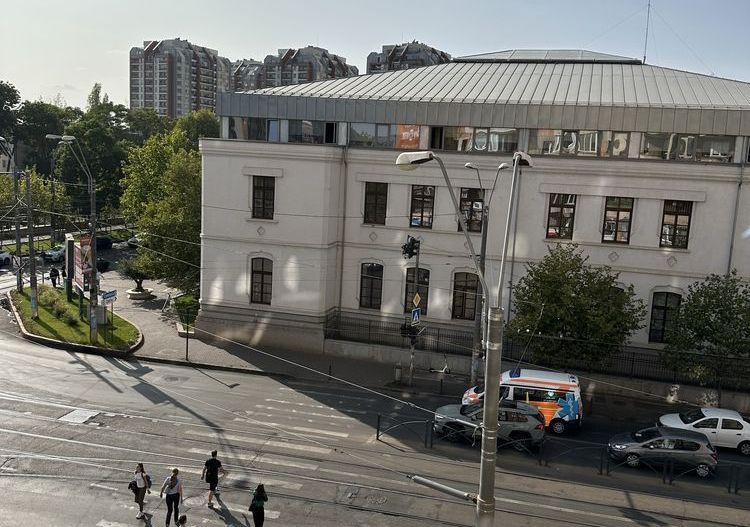 Ap. 4 camere Dristor - Mihai Bravu - Poză 2