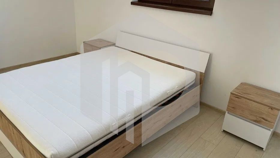 Casa individuala - 5 camere - 210mpu - Lazaret - Acces auto si garaj - Poză 5