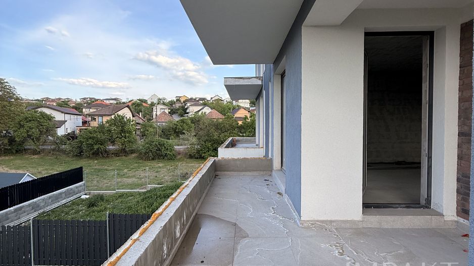 Casa cuplata cu garaj dublu, in Dezmir! - Poză 11