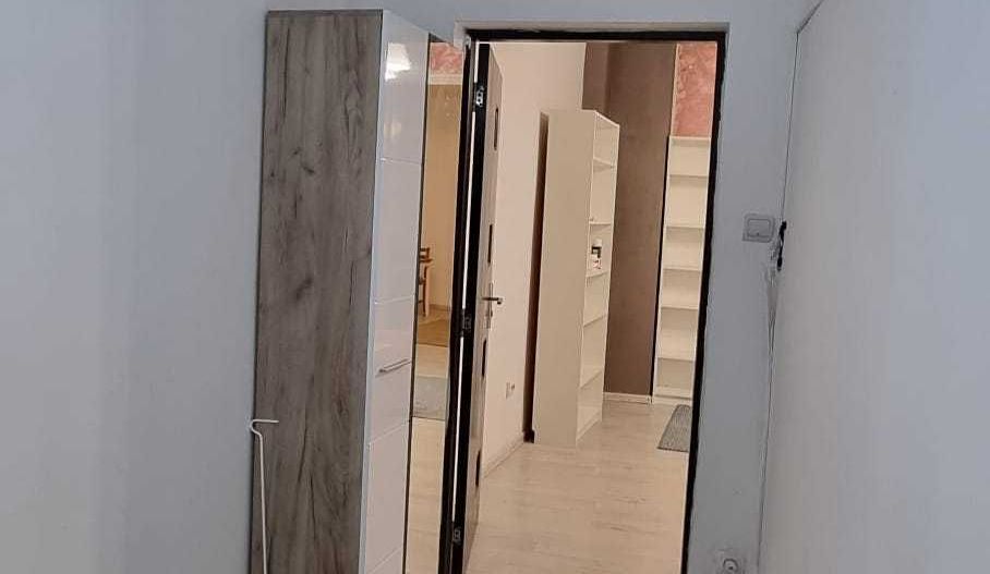 Piata Unirii metrou  3 Camere A40 - Poză 6