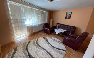 Casă cu 6 camere, teren 912 mp, garaj dublu, în zona Cetate-Schit - Poză 7
