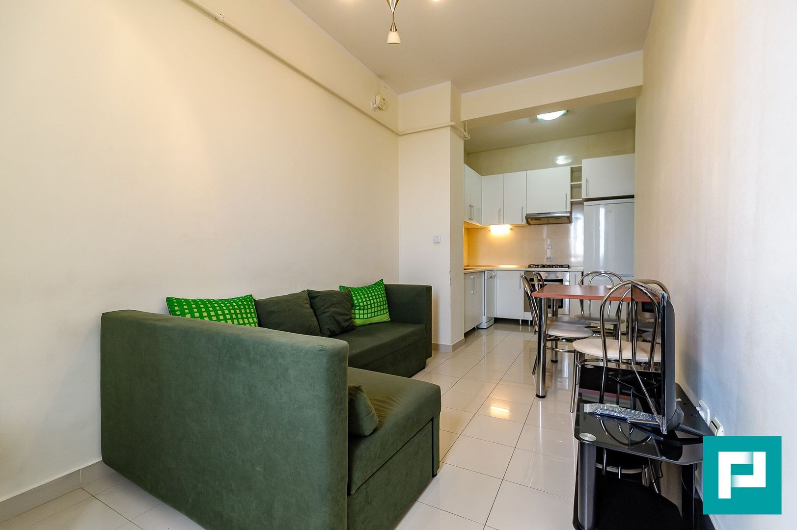 Apartament cu 3 camere, Ared Uta. - Poză 4