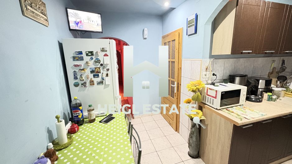 Apartament cu 3 camere in zona Dambovita - Poză 7