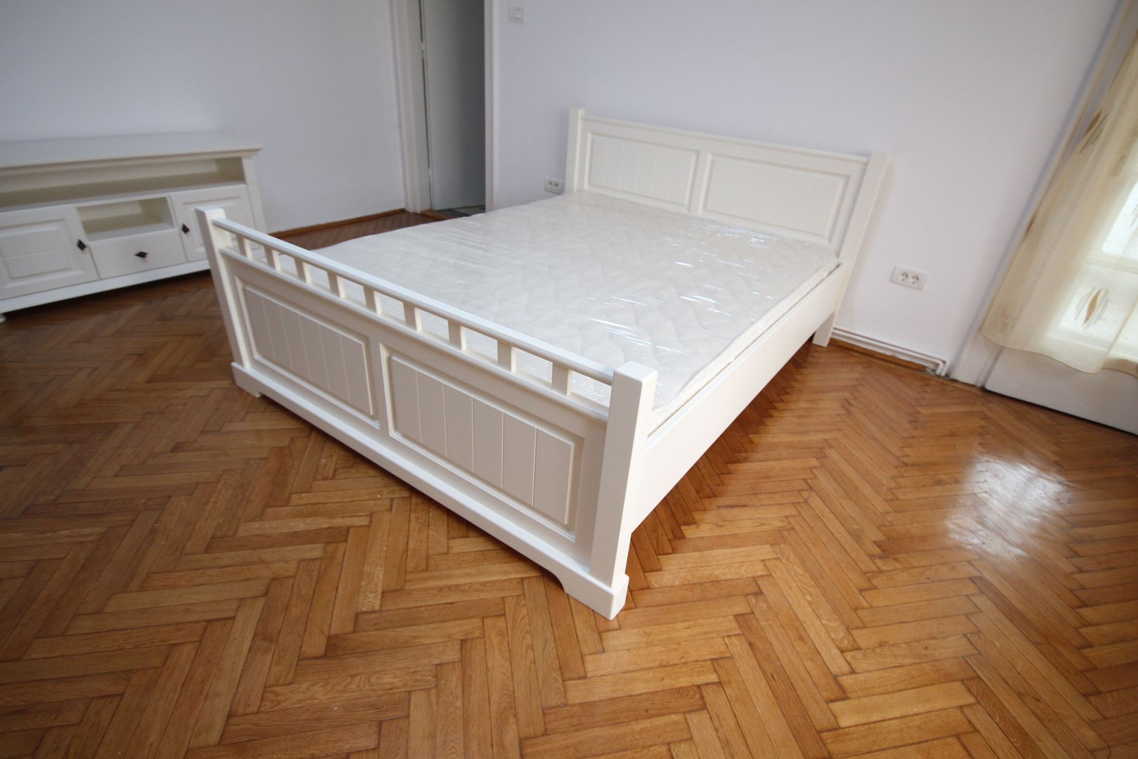 Spatios si renovat - Poză 3