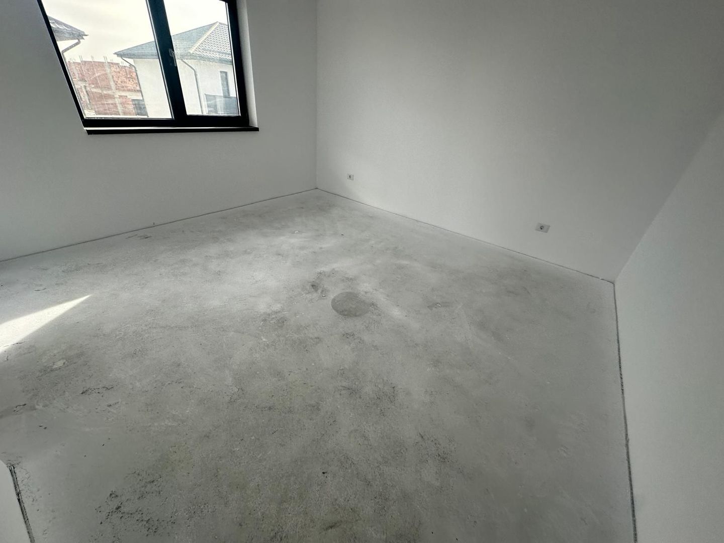 CASA INDIVIDUALA, TOATE UTILITATILE, INCALZIRE PARDOSEALA, COMISION 0% - Poză 11