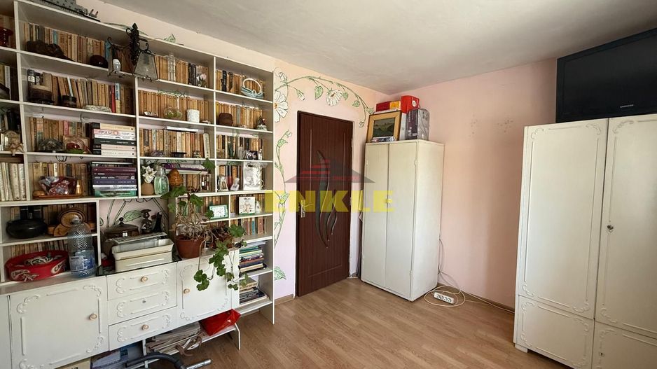 De vânzare apartament 4 camere decomandat, etaj 1 – zona Capat la 1 - Poză 4