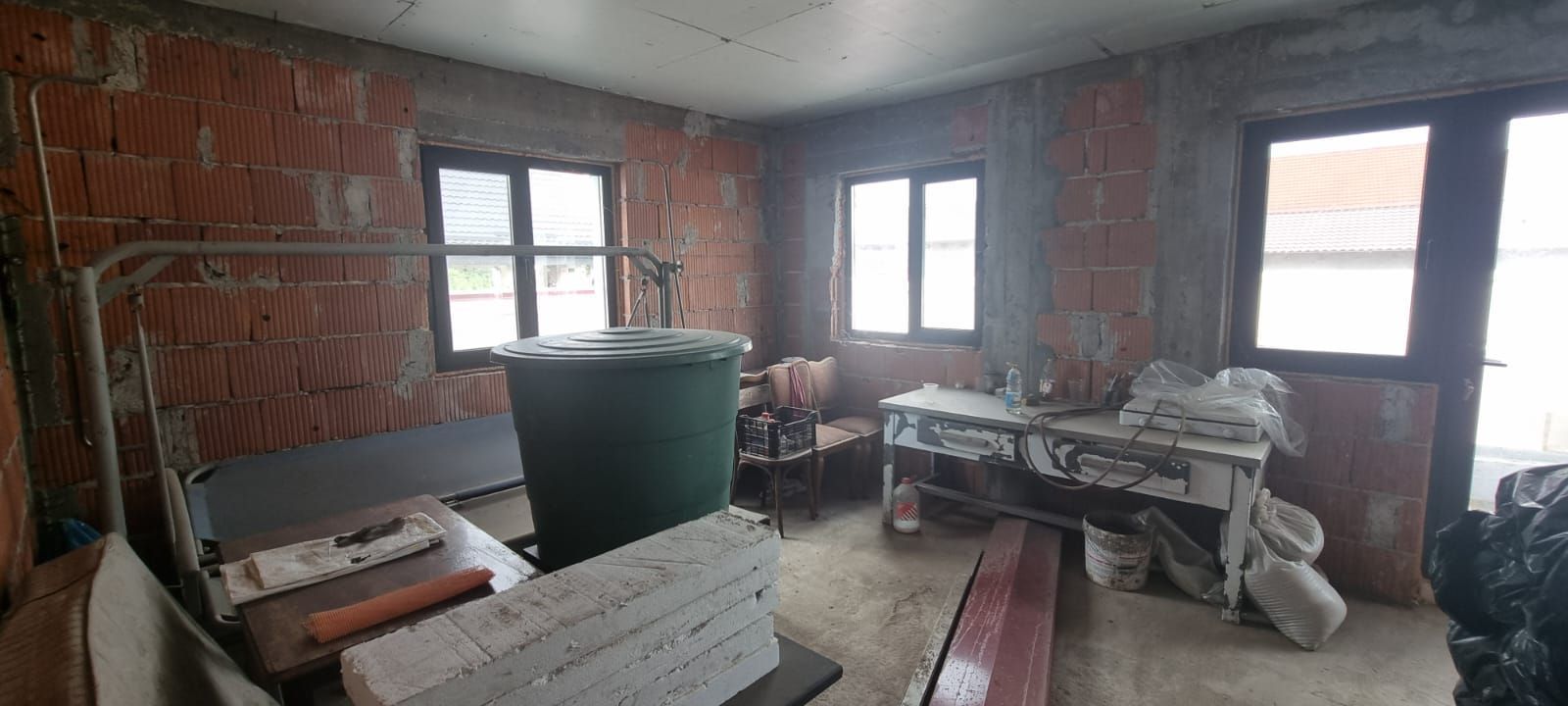 Casă la roșu în Brănești, oportunitate de preț - Poză 10