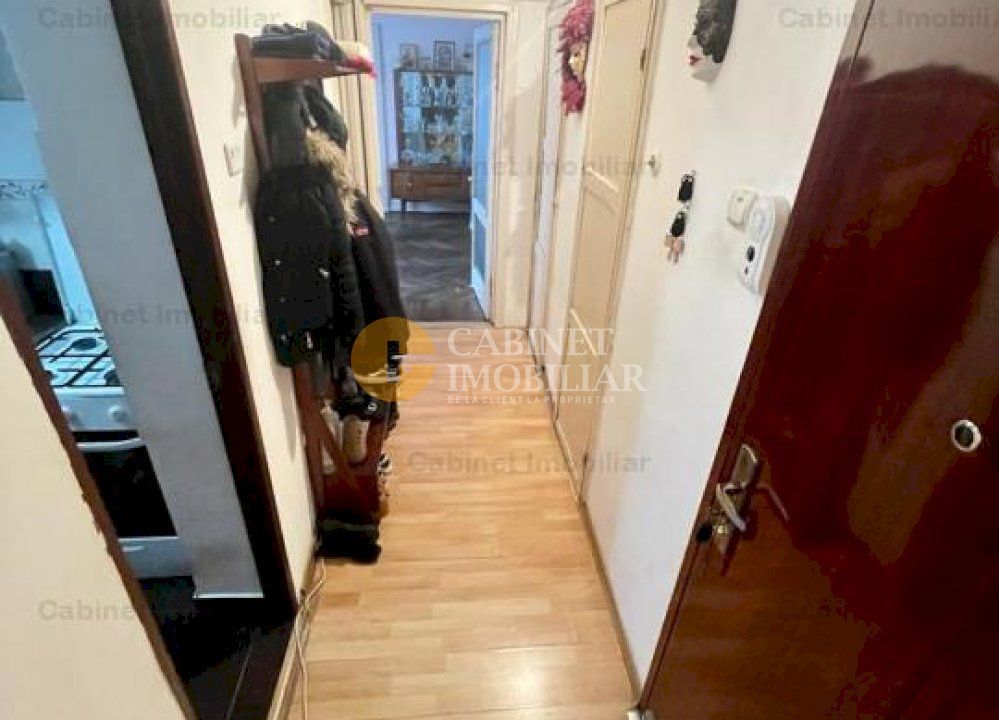 Apartament cu 3 camere - Bloc Fara Risc - Etaj 2 - Primaverii - Poză 4