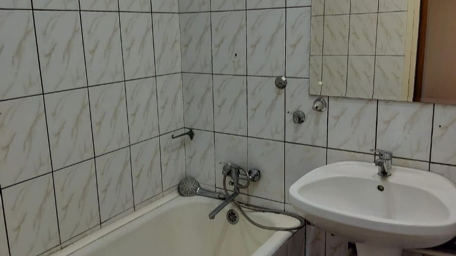 Apartament 3 camere mobilat, bloc reabilitat, Drumul Taberei-Valea Oltului - Poză 6