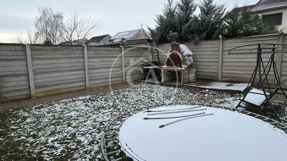 Casă de vânzare tip duplex cu 4 camere în Nojorid, Oradea. - Poză 22