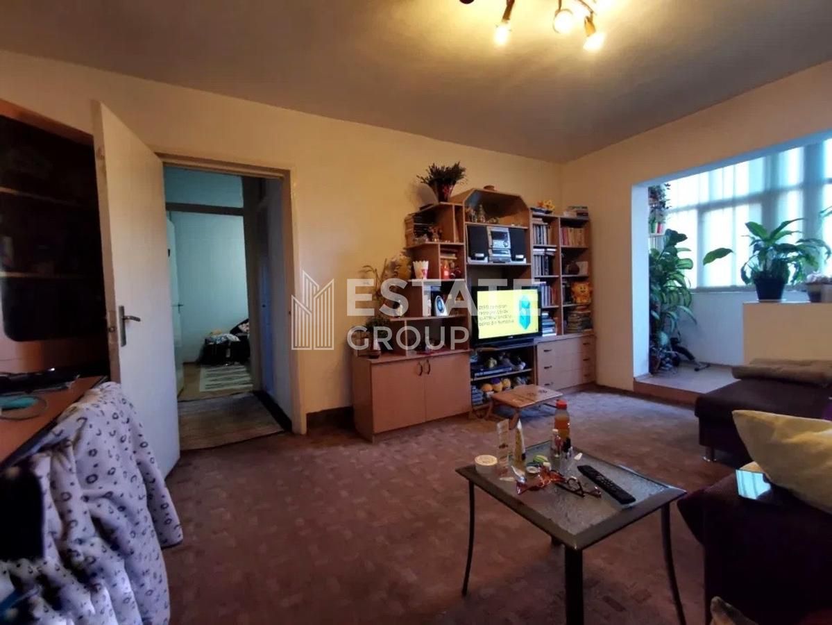Apartament 3 camere, Zona Dambovita - Poză 1