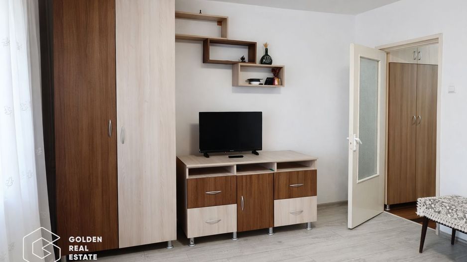 Apartament o camera, suprafață 45 mp, Zona Gării, centrala proprie - Poză 1
