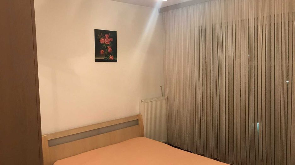Inchiriez apartament 2 camere in Quadra Place suprafata 78mp - Poză 6