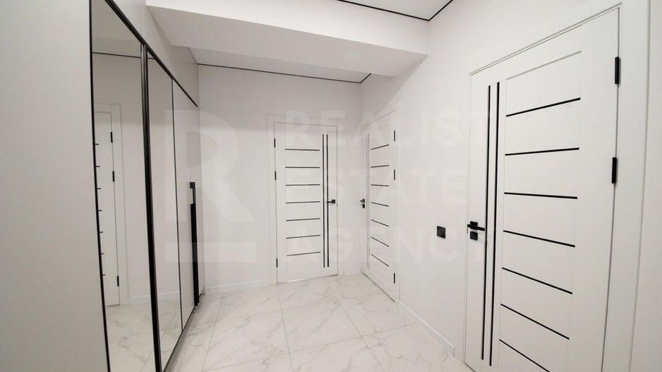 Chirie, apartament, o cameră, str. Calea Ieșilor, Sculeni - Poză 5