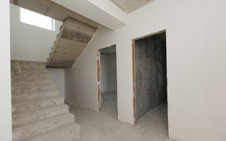 Vânzare, Hi-Tech, 2 nivele, 4 camere, strada  A. Lăpușneanu, Budești - Poză 13