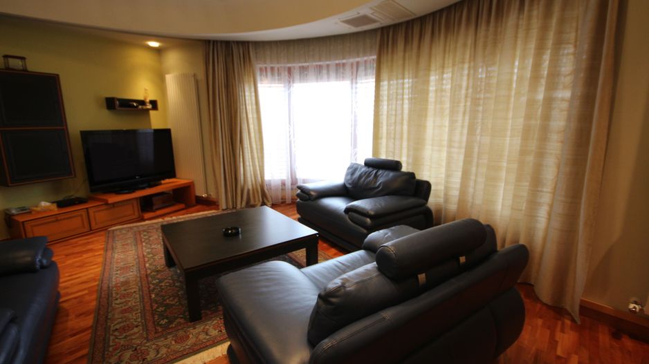 Casa pretabila birouri, camin de batrani - Poză 33