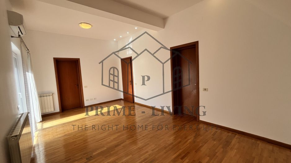 VILA EXTRAORDINARĂ CU 6 CAMERE LA INCHIRIERE LANGA BRITISH SCHOOL - Poză 4