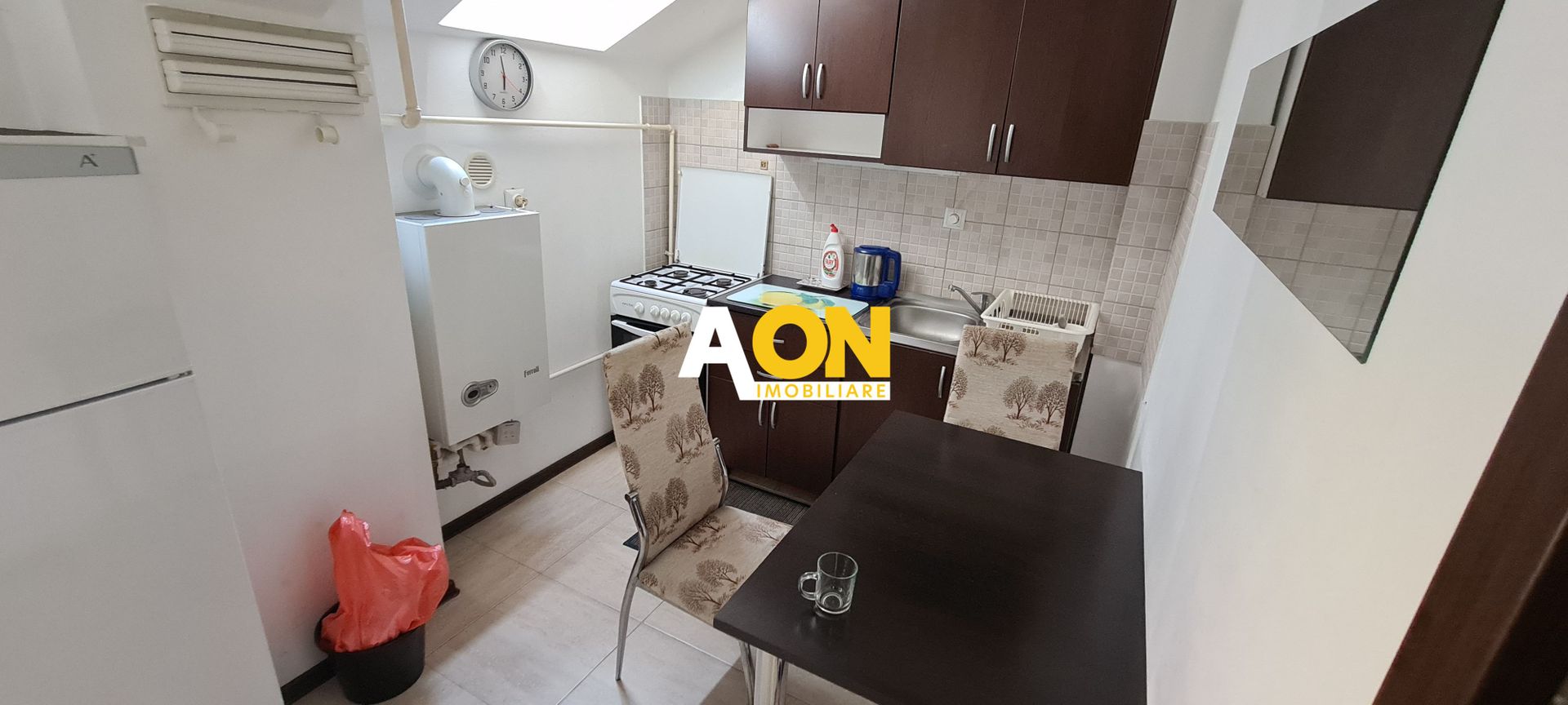 Apartament 2 camere,  mobilat, utilat,  2 locuri de parcare - Poză 5