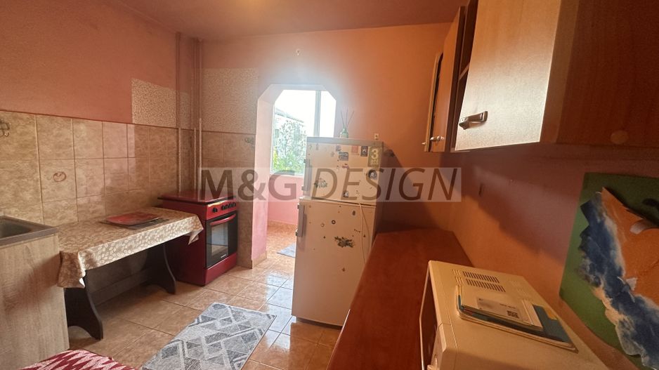 2 camere decomandat etaj 3 Lipovei - Poză 2